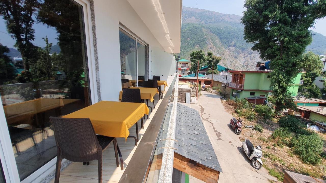 Nomadic Inn Dharamshala Exteriör bild