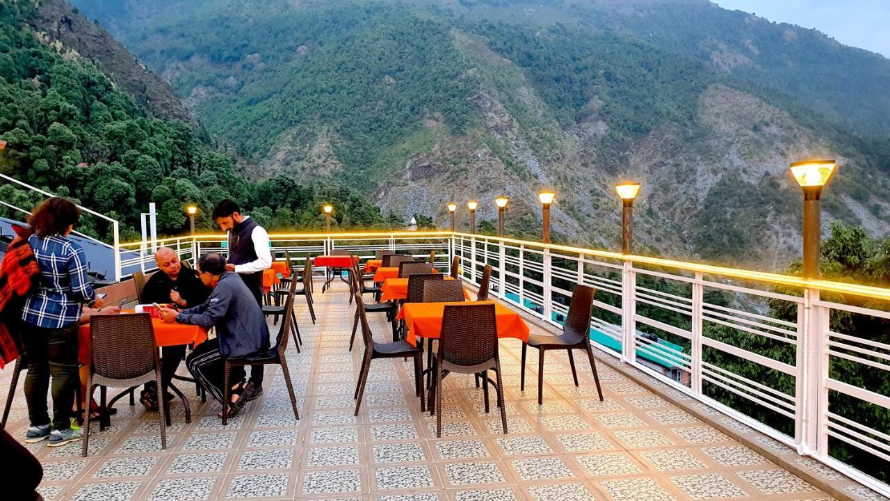 Nomadic Inn Dharamshala Exteriör bild